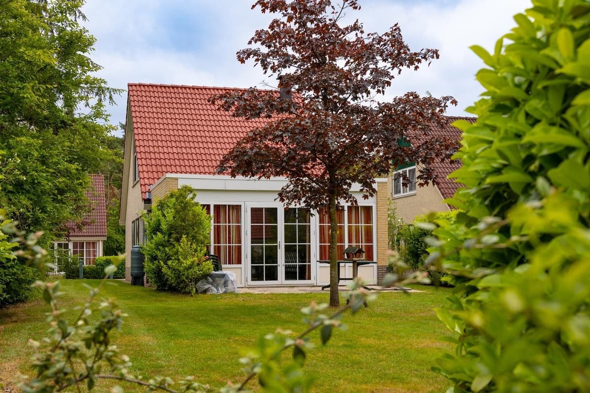 Rust, comfort en natuur: 5x de beste vakantieparken in België voor senioren (55+)